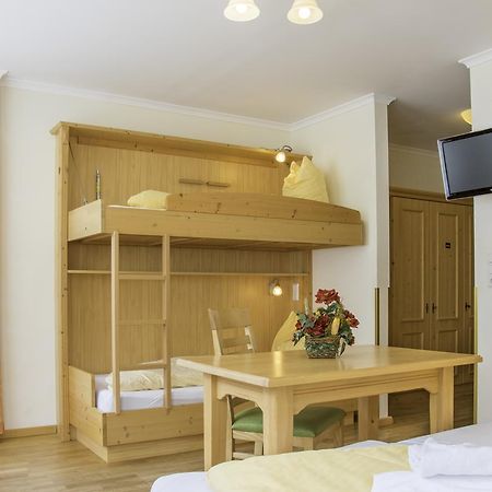 Hotel Gell Tweng Kültér fotó