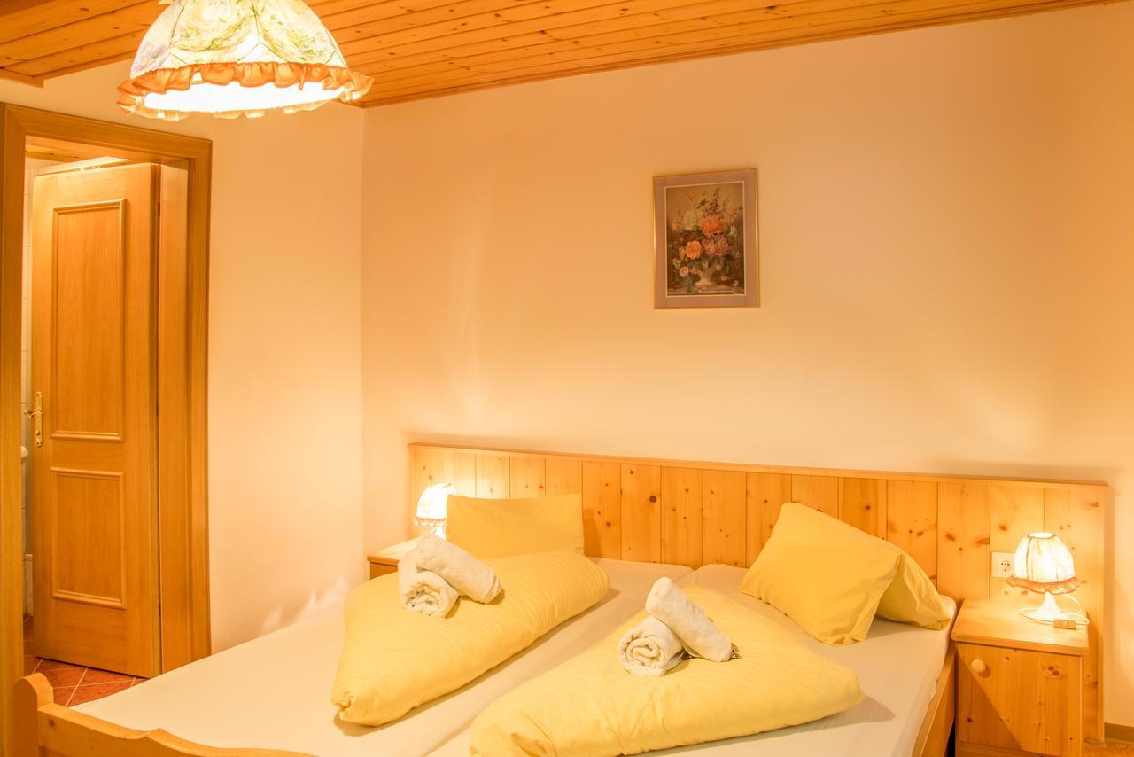 Hotel Gell Tweng Kültér fotó