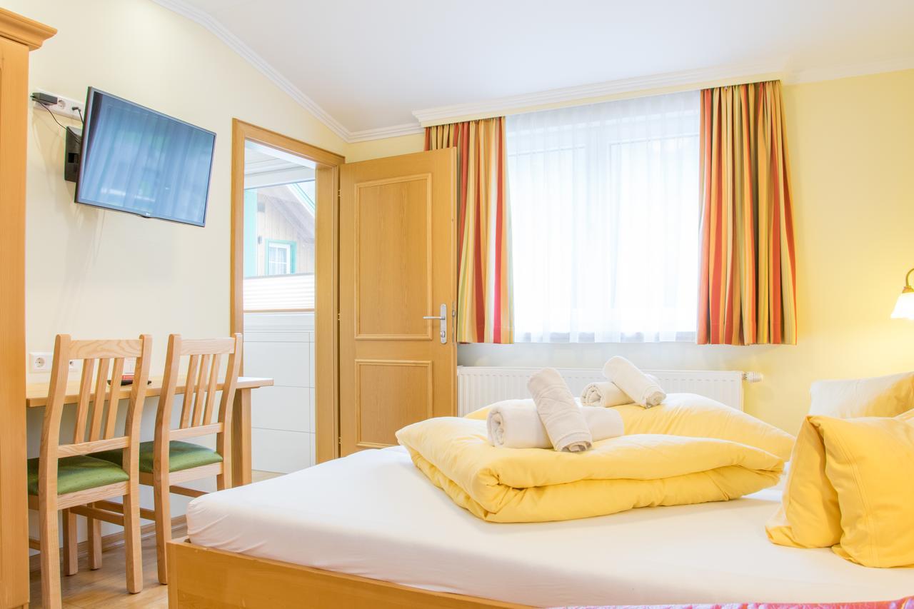 Hotel Gell Tweng Kültér fotó