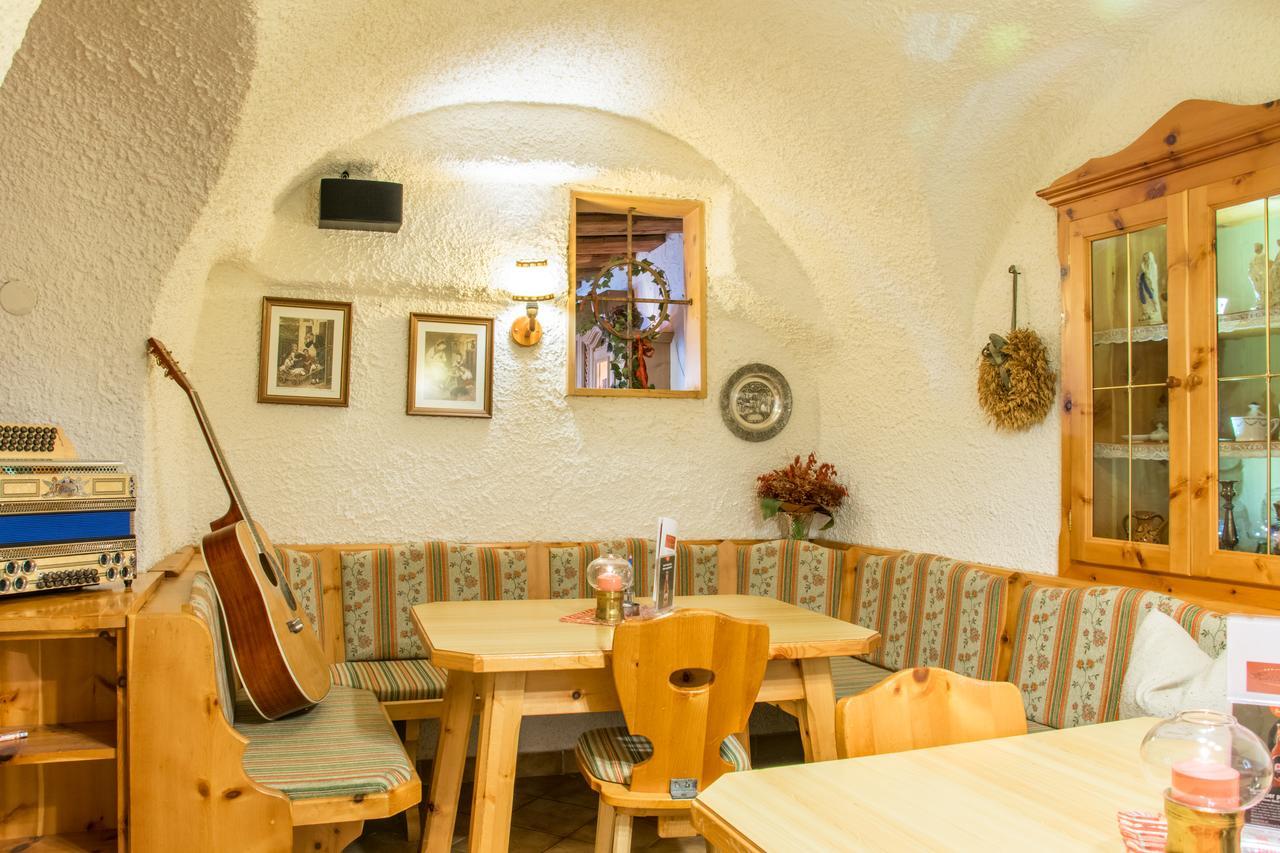 Hotel Gell Tweng Kültér fotó