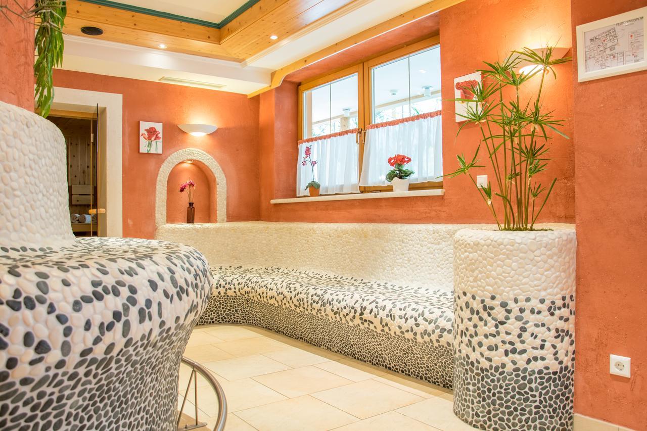 Hotel Gell Tweng Kültér fotó